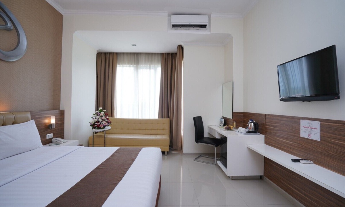Sukaraja Hotel | Lorin Sentul Hotel