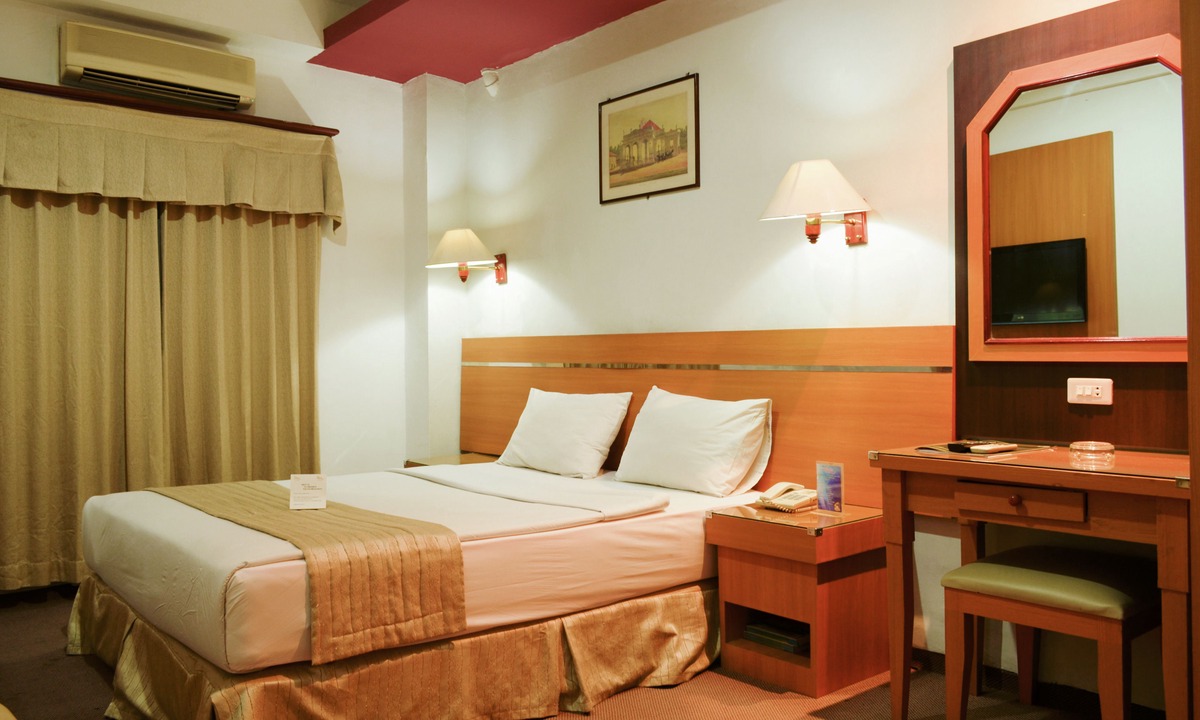 Rawasari Hotel | Hotel Puri Mega