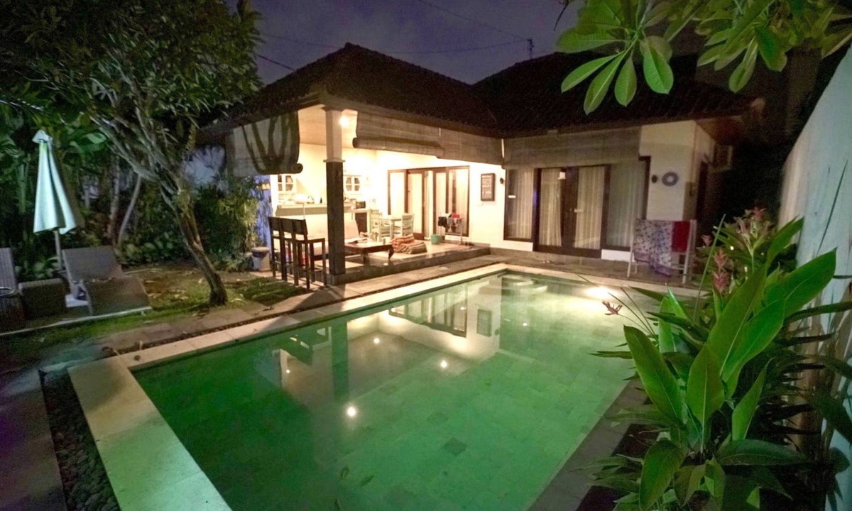 Seminyak Villa | CENTRAL SEMINYAK 2BR MiCasa Villa-BIG PRIVATE POOL