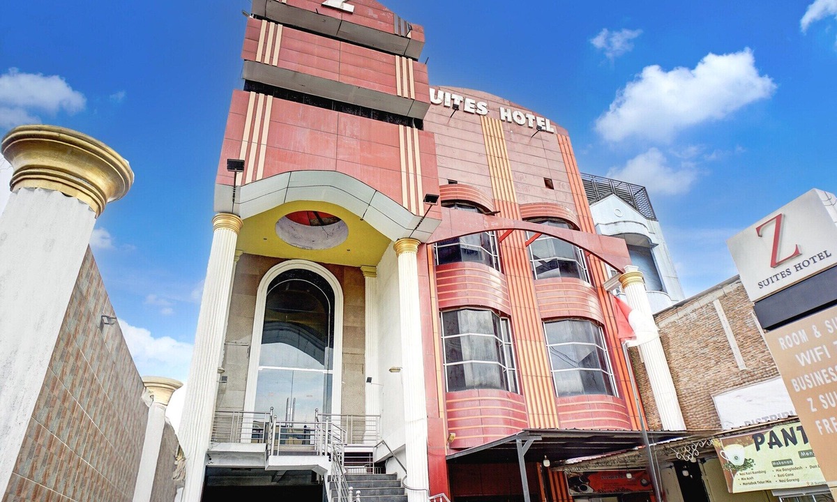 Medan House | Stylish DBL Suite Escape W/Free WiFi and Parking