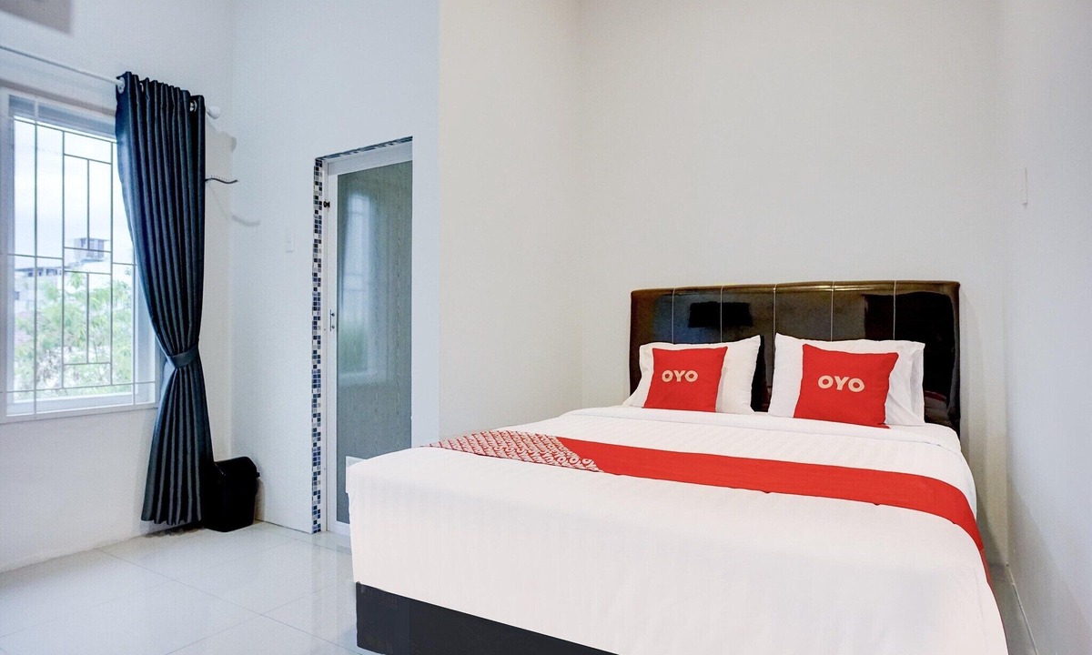 Medan House | Stylish DBL Suite Escape W/Free WiFi and Parking