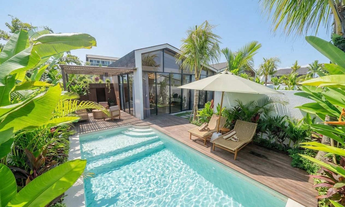 Kutuh Villa | Tropical 3BR w Sauna by Pandawa Beach Pool+Patio