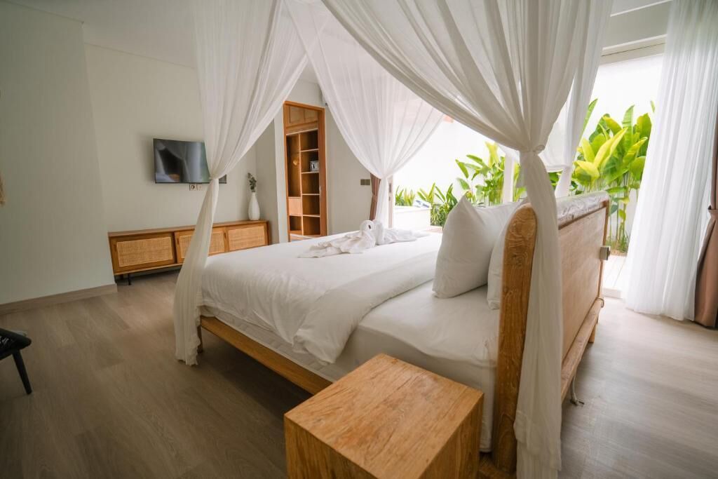 Kerambitan Villa | Nyuh Lengkong Beachfront Villa