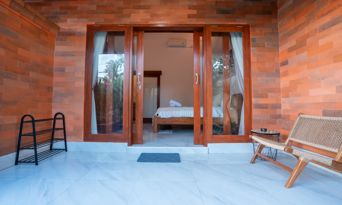 Tumbak Bayuh Villa | For Travellers Who Miss Home! Private Room with High Speed Wifi & Great Location