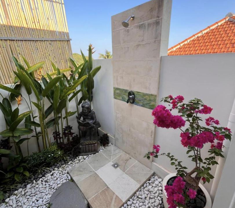 Banjartegehe Villa | Stunning Studio Villa in the Hills Above Lovina
