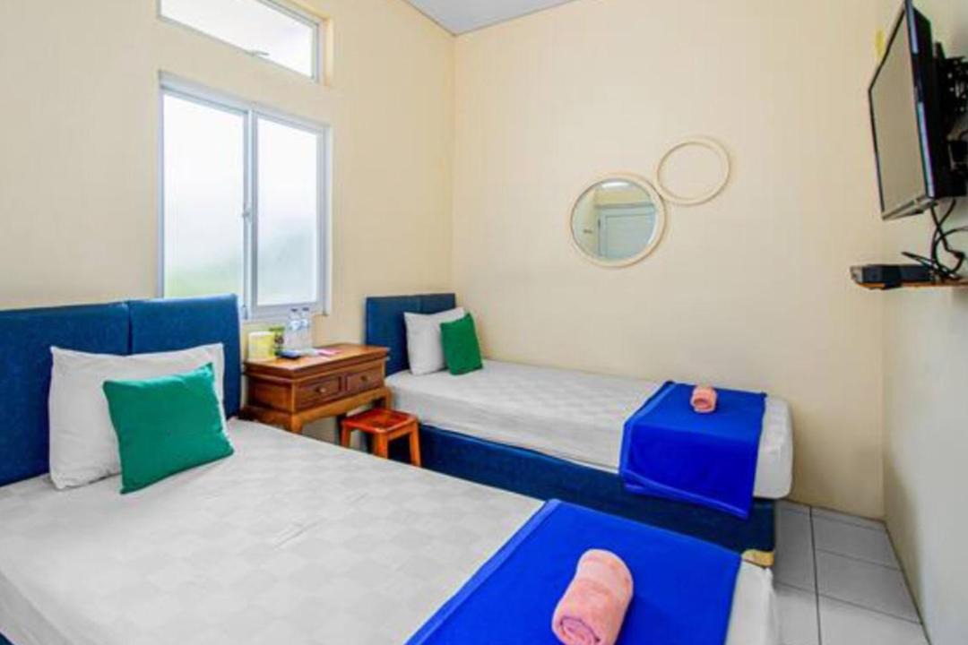 Sukaraja House | Homestay Helinium RedPartner