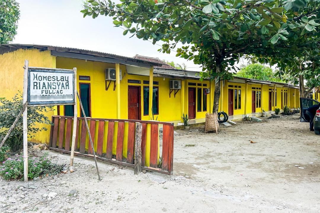 Ujung Genteng House | RedDoorz at Penginapan Riansah Ujunggenteng Sukabumi