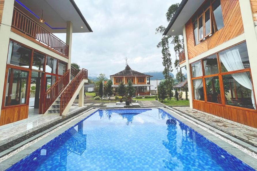 Pangalengan House | cozzy Villa Cempaka Pangalengan