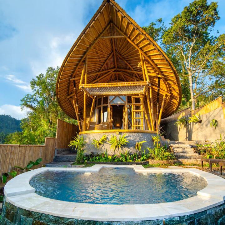 Selat Villa | Villas in Selat, Indonesia