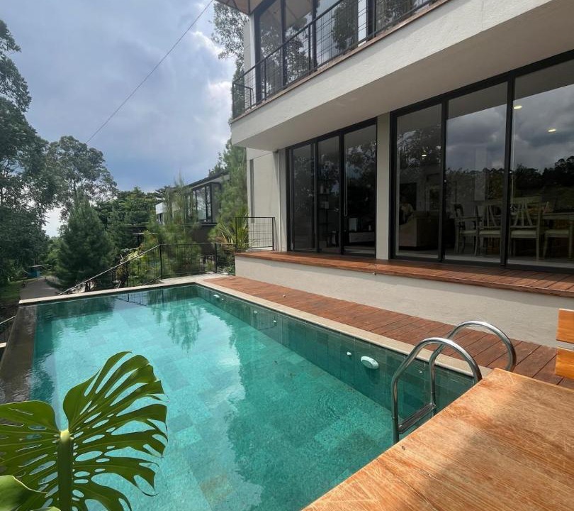 Ciburial Villa | Villa Imageo Dago 4BR, Pool, Karaoke, Biliar