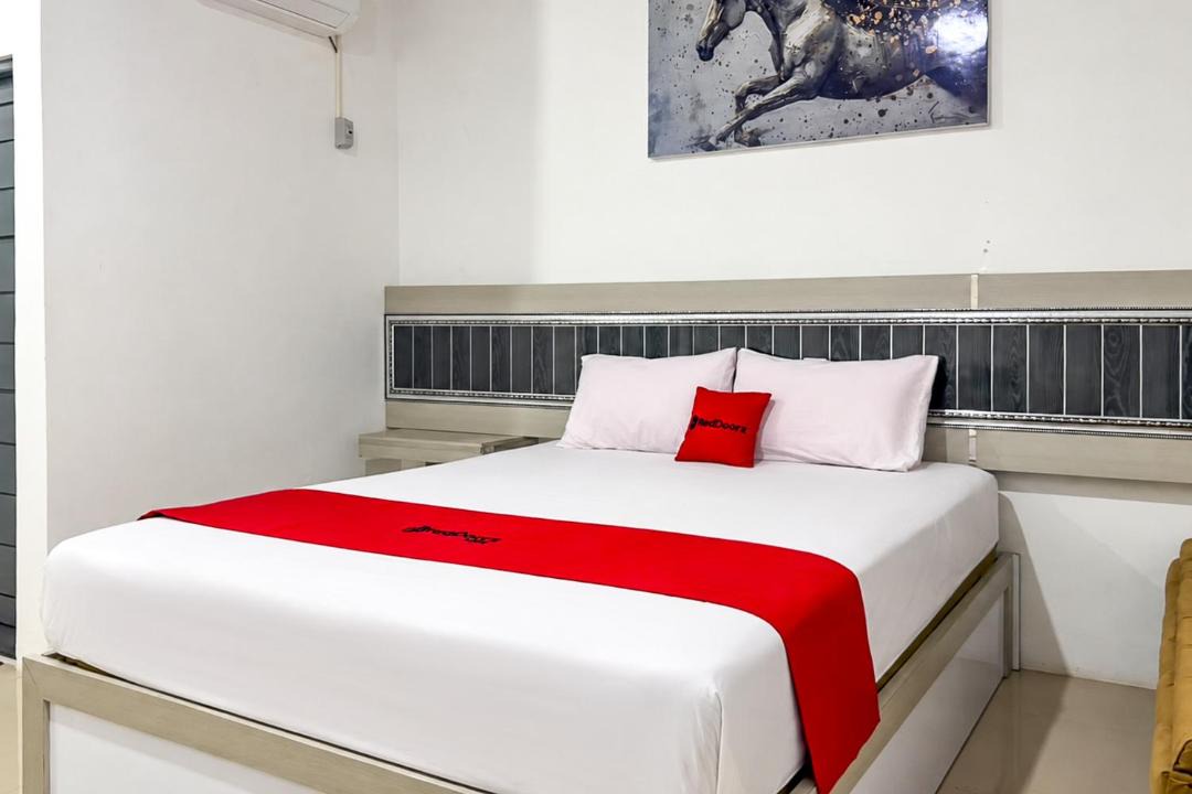 Buntok House | RedDoorz at Guest house Home Syariah