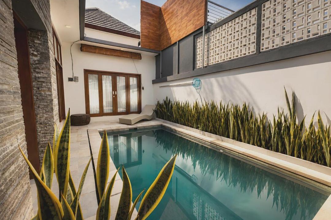 Kalianget Villa | Dolphin Bay Villa