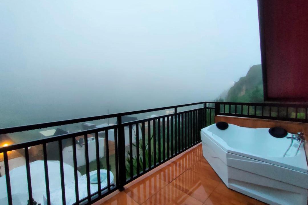 Ngamprah Hotel | Glamping Triangle Kusumanagara 1