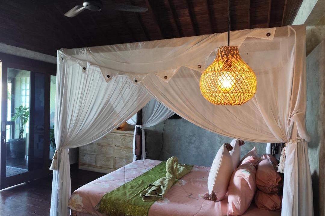 Candi Dasa Villa | AngiLou Villa Beachfront