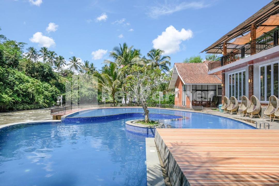 Banjarnegara Hotel | Oemah Tahu Banjarnegara Resto and Resort Mitra RedDoorz
