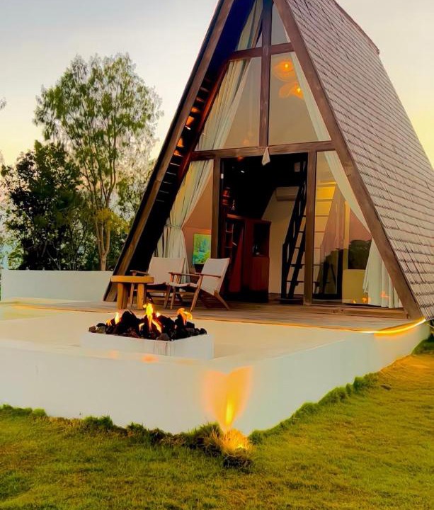 Songan Cabin | Alina