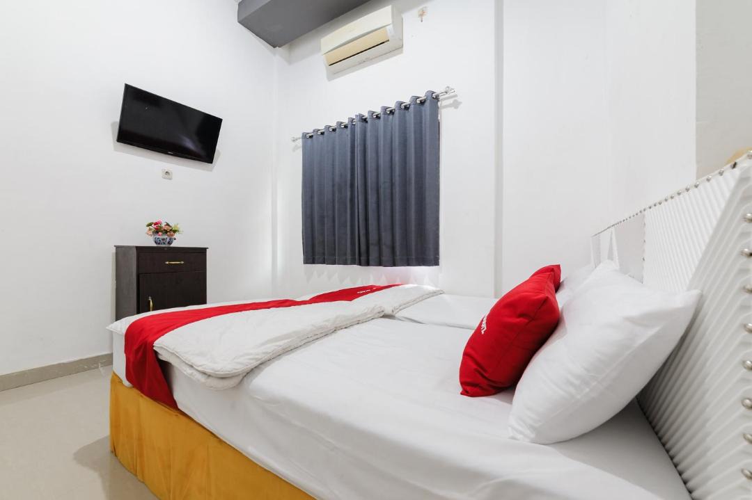 Palembang House | RedDoorz at Wisma Geka Kenten