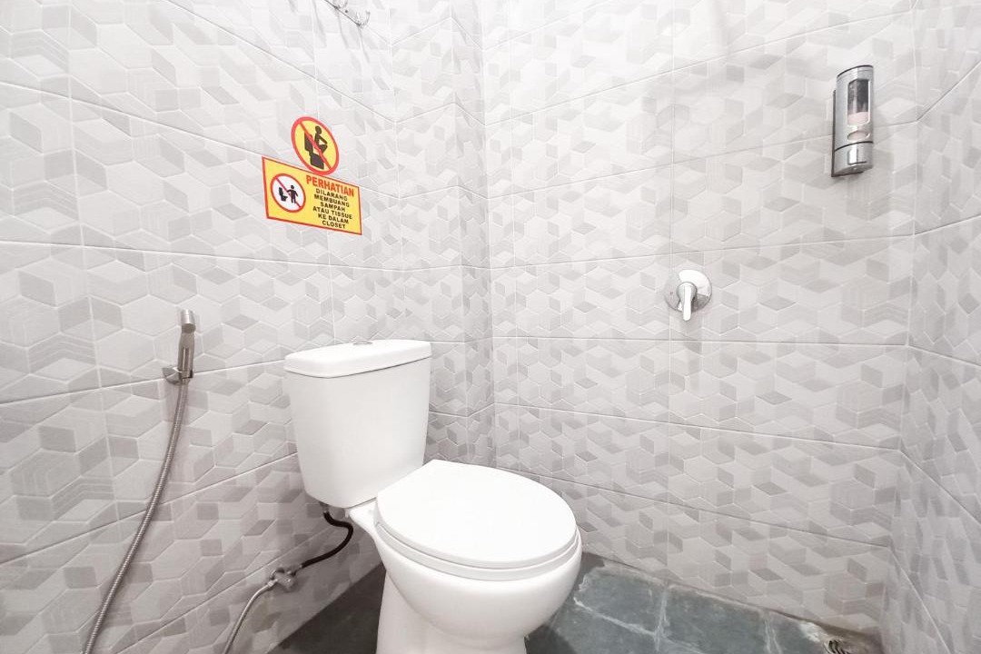 Blitar House | Urbanview Semeru Guesthouse near Stasiun Blitar