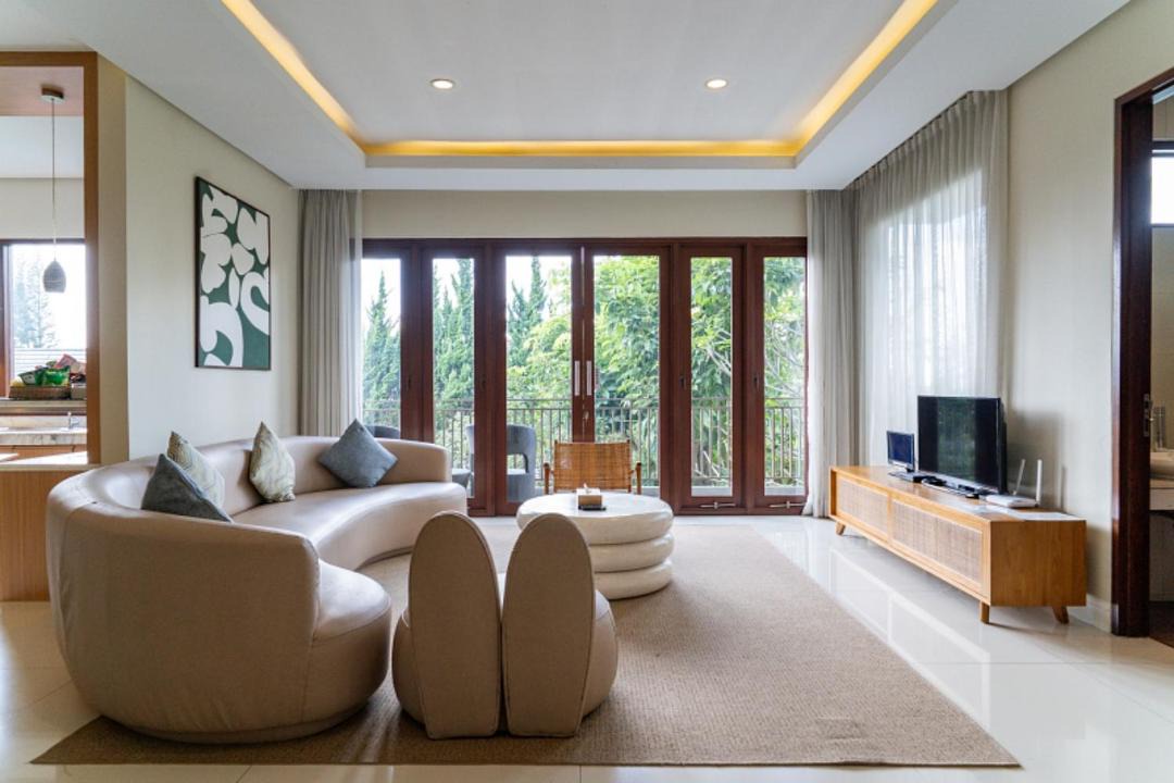 Bandung Villa | Breeze Blows City View Villa 4 Bedrooms and 1 Familly Bedroom With a Private Heated Swimming Pool and a Billiard Table