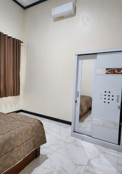 Pati Sub-District Villa | Hj Parmi Homestay Penginapan Murah di Kota Pati