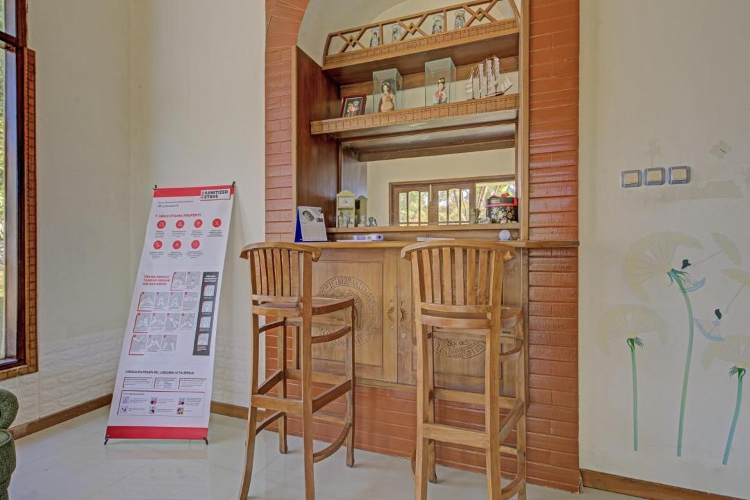 Trawas Hotel | Hotel O Villa Inn App Trawas Bintaro Syariah