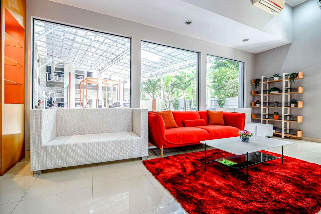 Laweyan House | RedDoorz near Solo Square 3