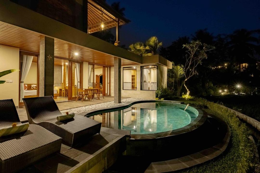 Melayang Villa | sunrise villa in the middle of rice field