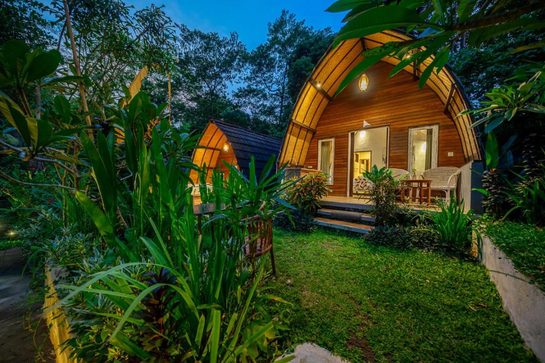 Singapadu Tengah Villa | Riverside 3BR Bungalows with Pool, Jungle, ATV & Tubing - Ubud