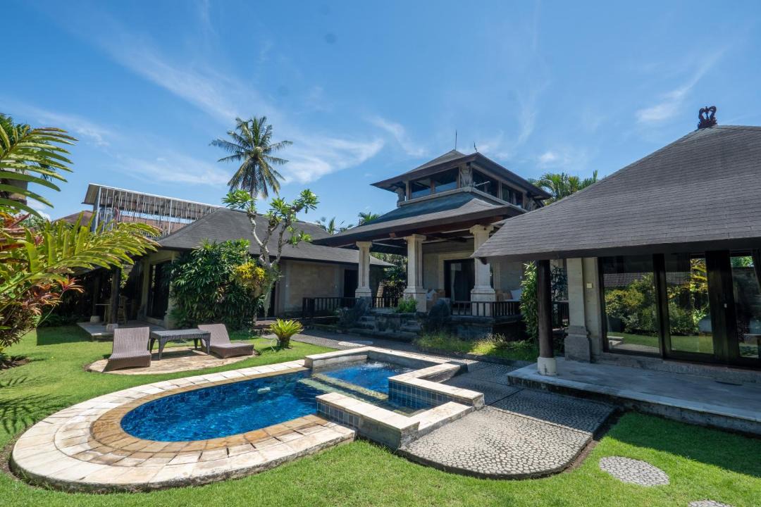 Saba Villa | 3BR Beautiful Villa Queen With Stunning Rice Field