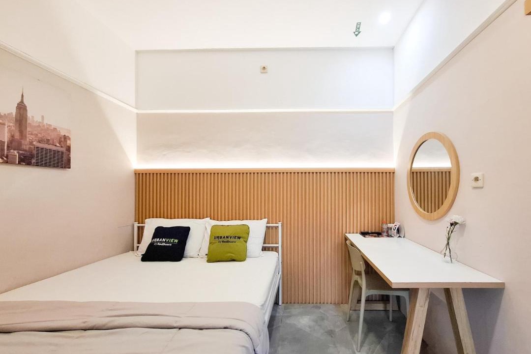 Blitar Hotel | Urbanview Livy House Blitar
