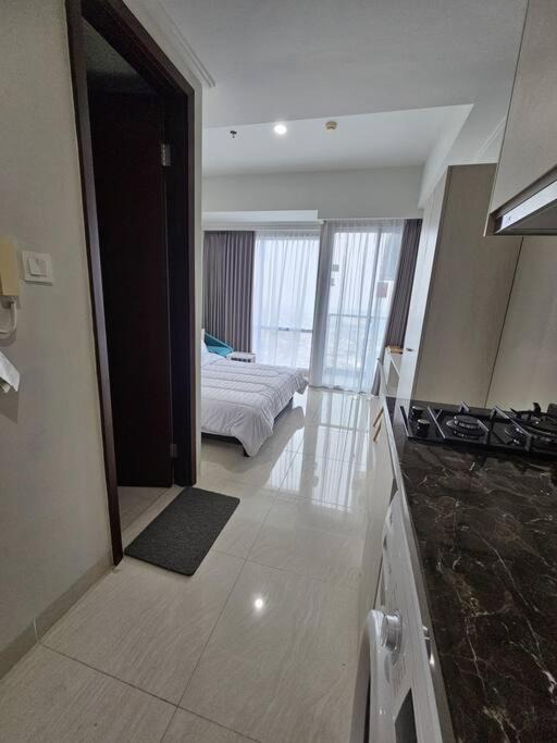 Jakarta Apartment | Green Sedayu Apartment Deluxe by Ellison