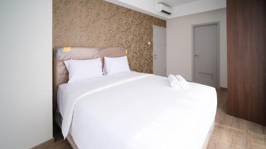 Surabaya Apartment | 3BR with Private Lift Connected to Mall Grand Sungkono Lagoon Apartment By Travelio