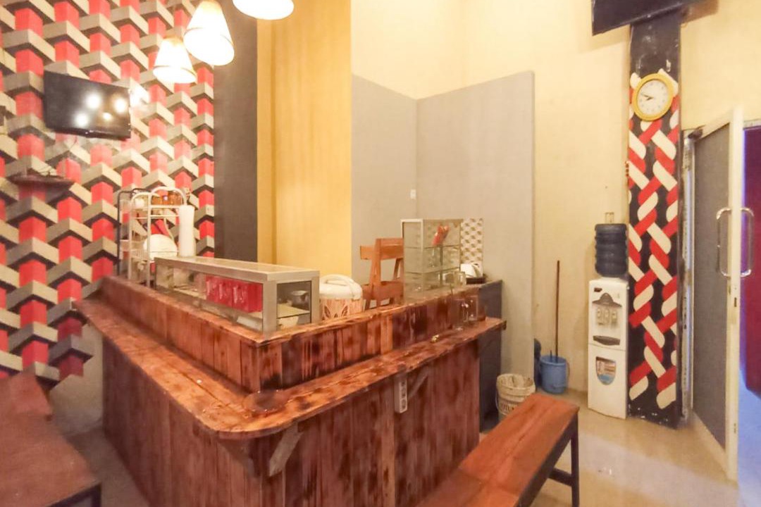Jombang Hotel | Ariska Homestay near Alun Alun Jombang RedPartner