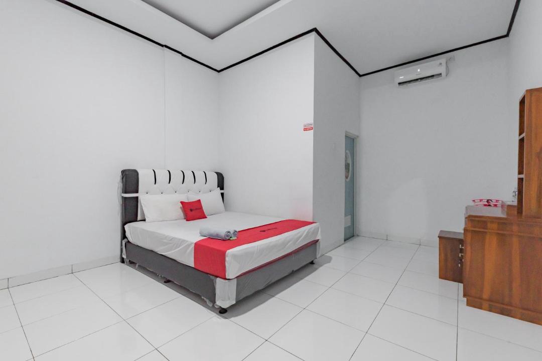 Tjimadja Hotel | RedDoorz @ Geopark Ciletuh Sukabumi
