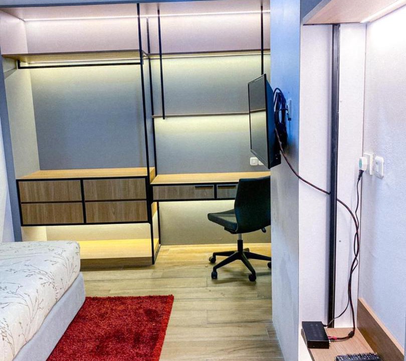 Surakarta Hotel | M Living at Menara One