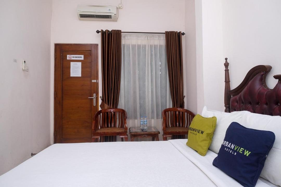 Borobudur Hotel | Urbanview Syariah Wisma Wongso Borobudur
