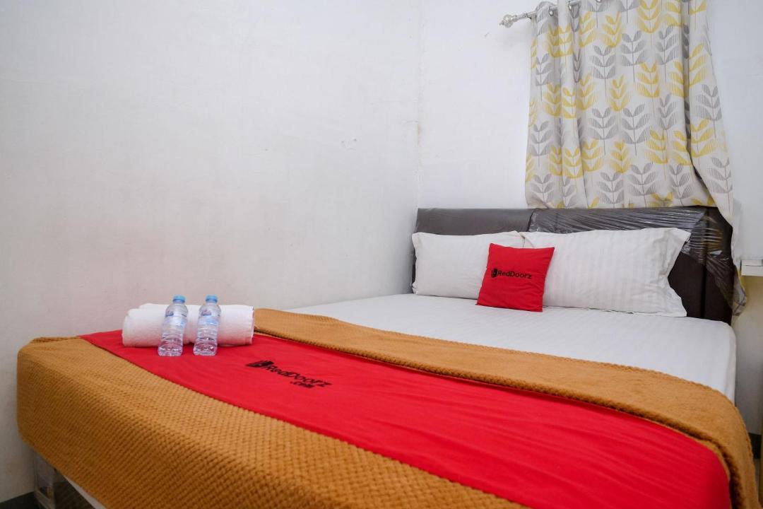 Manado House | RedDoorz near Politeknik Manado