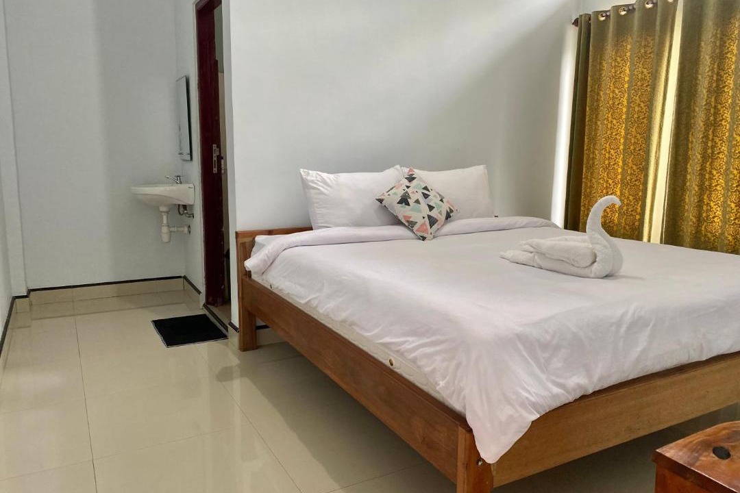 Moni Bed & Breakfast | Santiago Bed and Breakfast at Desa Wisata Moni
