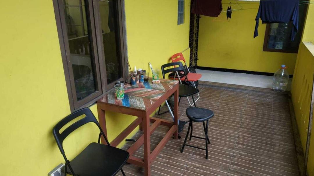 Jakarta Hostel | Kabin Kapsule UI Depok - Male Only