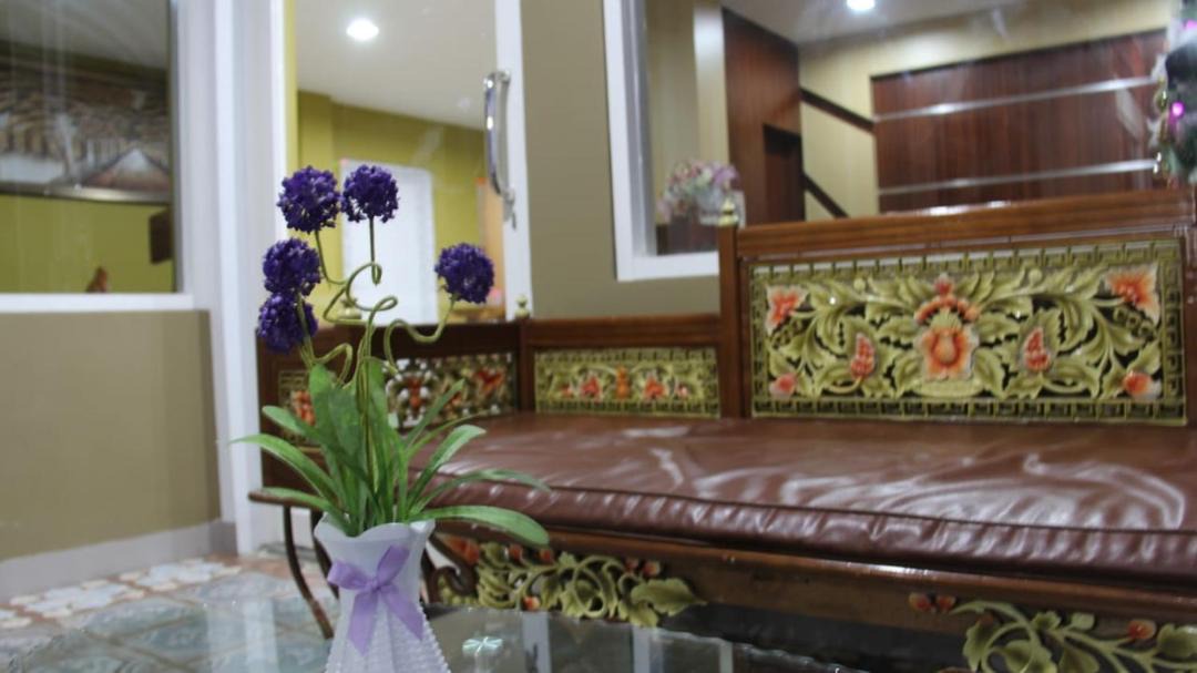 Palu Hotel | GRANADA INN PALU