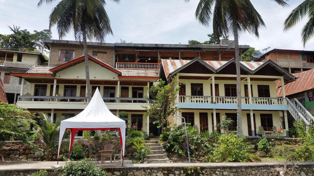 Tuk Tuk House | Sibayak Guesthouse