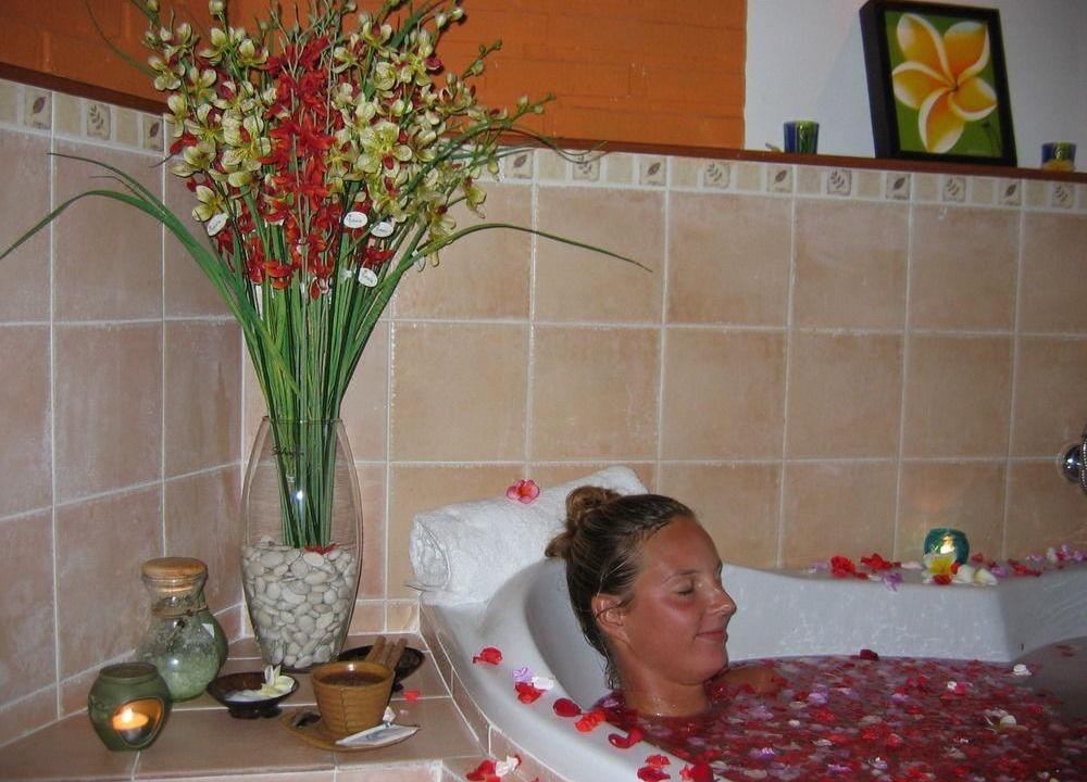 Photo of Human In Picture in Tulamben