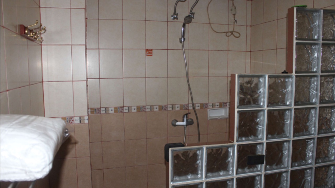 Photo of Bathroom in Jatinegara