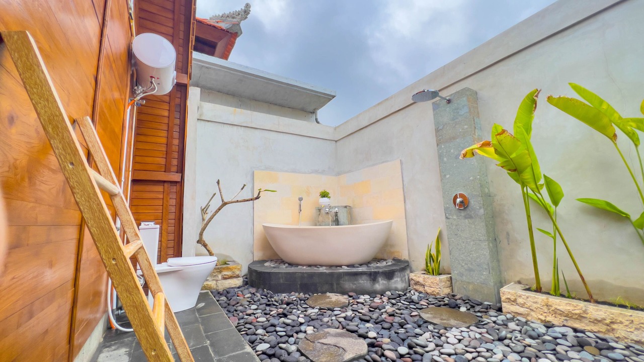 Photo of Bathroom in Penida Island