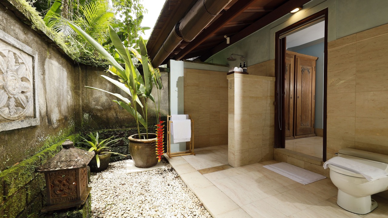Photo of Bathroom in Kedewatan