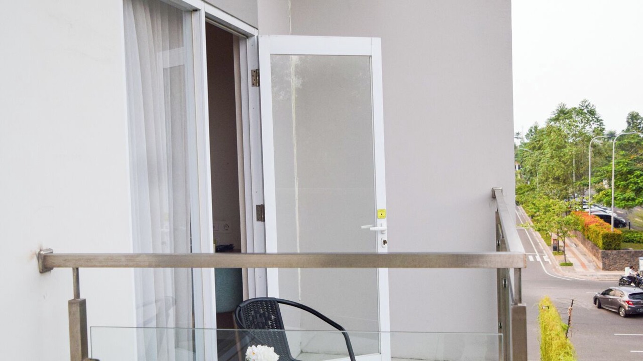 Photo of Patio Balcony in Bekasi Timur