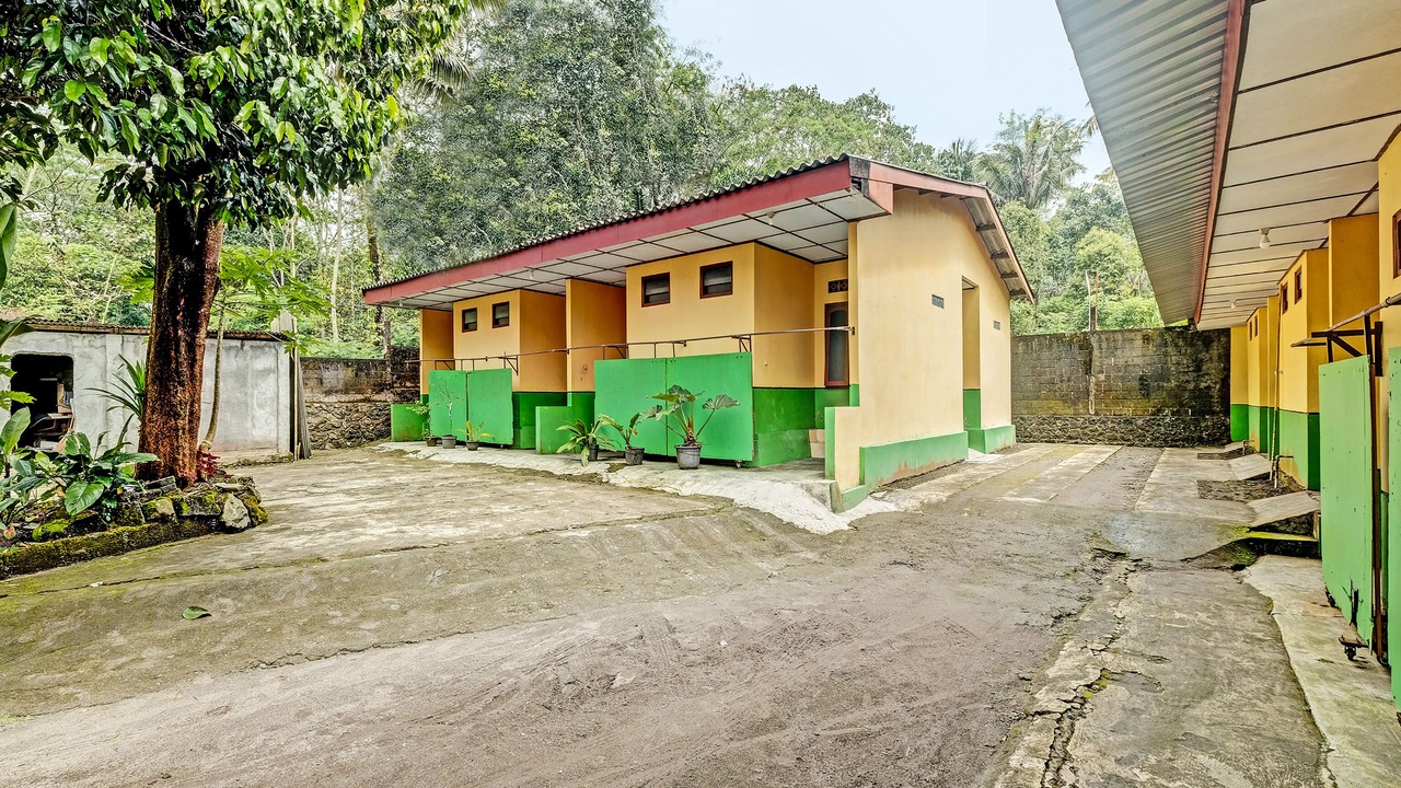 Photo of Outdoor in Pakem