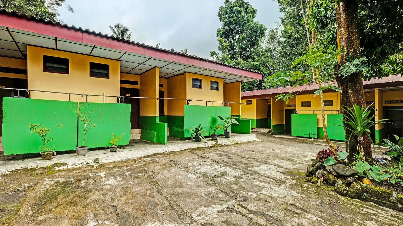 Photo of Outdoor in Pakem