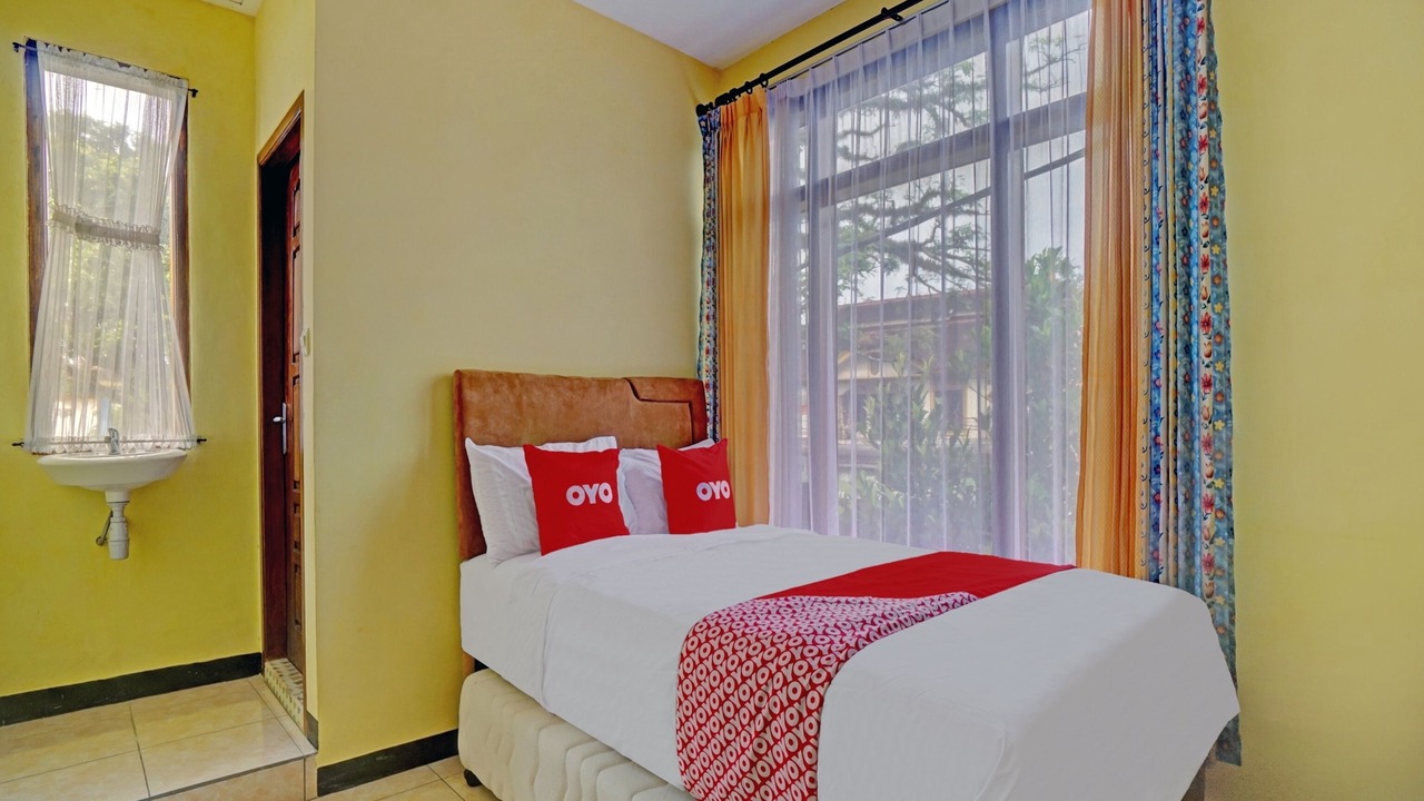 Photo of Bedroom in Sidomulyo
