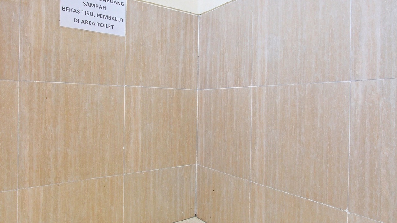 Photo of Bathroom in Hargomulyo